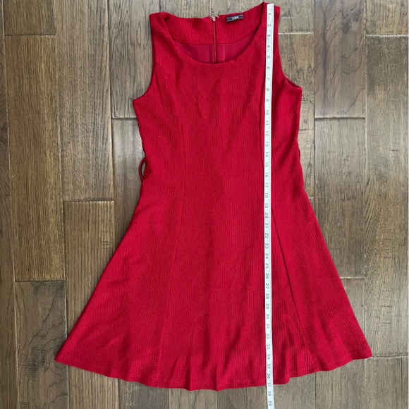 Code Dress - Picture 8 of 11